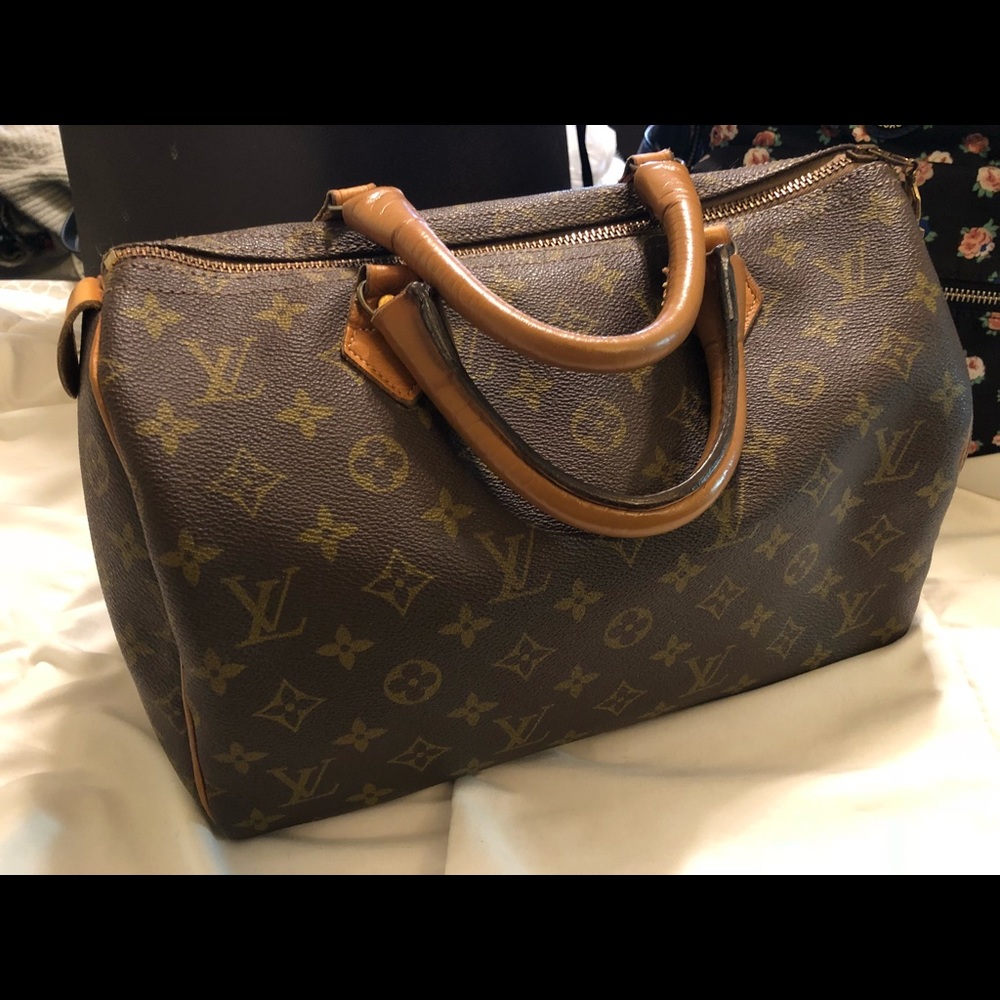 Vintage French Company Louis Vuitton speedy. Rare!